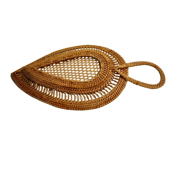 Vintage Tear Drop Whicker Tray  Basket with Handle - Picture 2 of 4